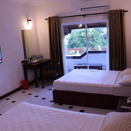Kandyan Otel Dış mekan fotoğraf